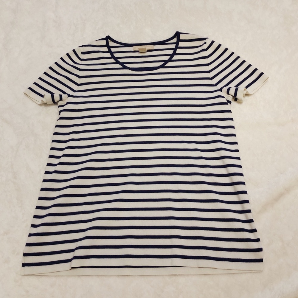 BANANA REPUBLIC blue and white striped top
